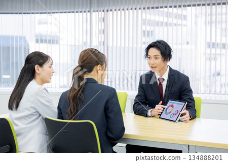 三方面試 134888201