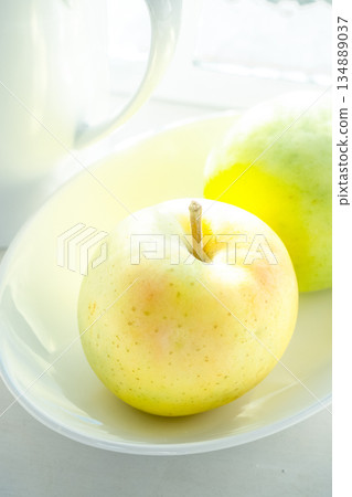 Green Apple Green Apple 134889037