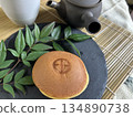 Green tea and dorayaki 134890738