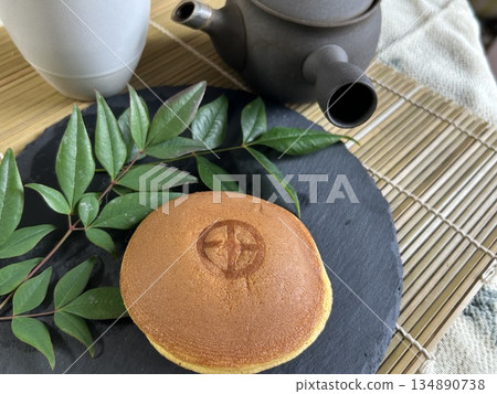 綠茶和銅鑼燒 134890738