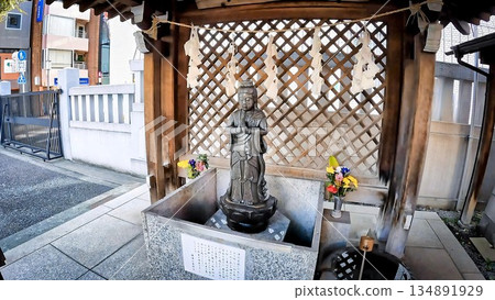 Zenkokuji Temple, Kagurazaka, Shinjuku Ward, Tokyo Zenkokuji Temple, Kagurazaka, Shinjuku Ward, Tokyo 134891929