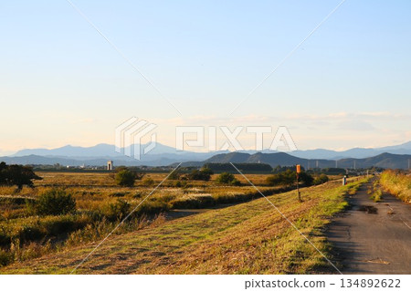 View of the Watarase River in autumn 134892622