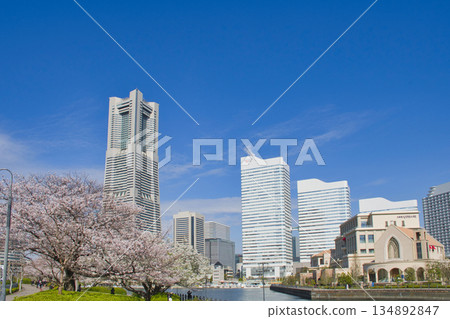 【橫濱市】橫濱港未來21街景 134892847