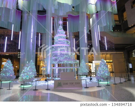 Grand Front Osaka Christmas Tree Grand Front Osaka Christmas Tree 134894718