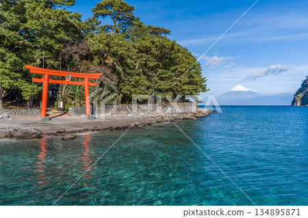 Morokuchi Shrine Torii, Suruga Bay and Mt.Fuji "Toda, Numazu City" Morokuchi Shrine Torii, Suruga Bay and Mt.Fuji "Toda, Numazu City" 134895871