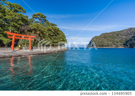 Morokuchi Shrine Torii, Suruga Bay and Mt.Fuji "Toda, Numazu City" Morokuchi Shrine Torii, Suruga Bay and Mt.Fuji "Toda, Numazu City" 134895905