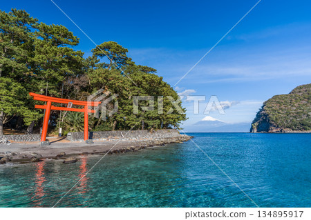 Morokuchi Shrine Torii, Suruga Bay and Mt.Fuji "Toda, Numazu City" Morokuchi Shrine Torii, Suruga Bay and Mt.Fuji "Toda, Numazu City" 134895917