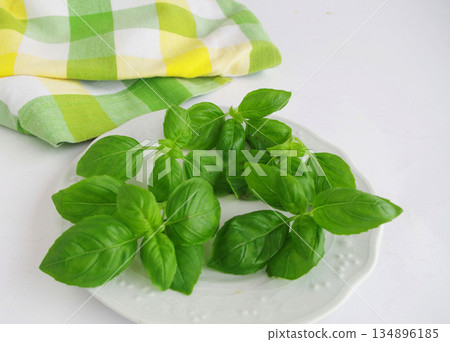 羅勒葉桌布 羅勒葉桌布 134896185