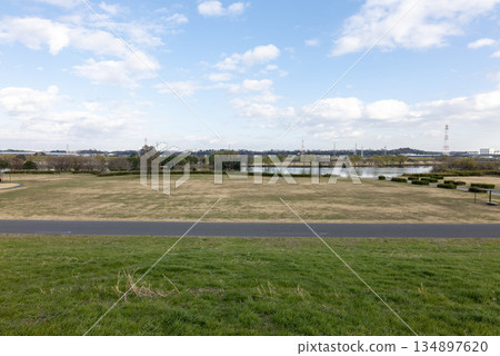 江戶川柴又公園的景色 江戶川柴又公園的景色 134897620