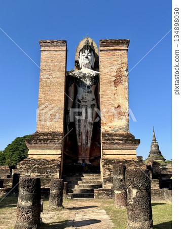 素可泰歷史公園瑪哈泰寺的聯合國教科文組織世界遺產名錄中的立像 134898050