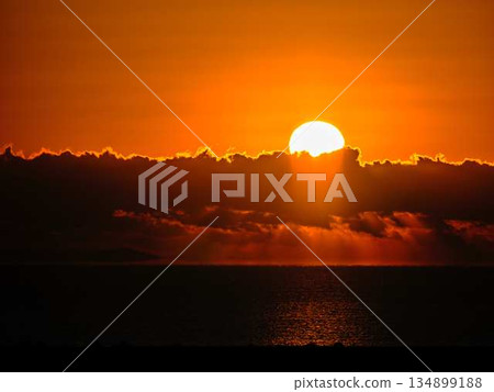 The rising sun 134899188