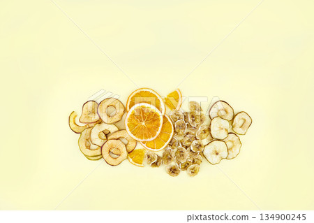 Dehydrated crispy slices. Dried fruit slices: orange, pear, apple, banana. 134900245