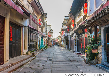 中國安徽省黃山市屯溪老街 中國安徽省黃山市屯溪老街 134900743