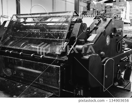 Printer lithography cylinder machine printing 134903656
