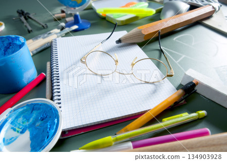 back to school still on blackboard glasses pencil paint back to school still on blackboard glasses pencil paint 134903928