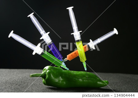 pepper manipulation with syringes 134904444