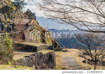 深秋時節苗木城遺址周圍的景色 深秋時節苗木城遺址周圍的景色 134909433