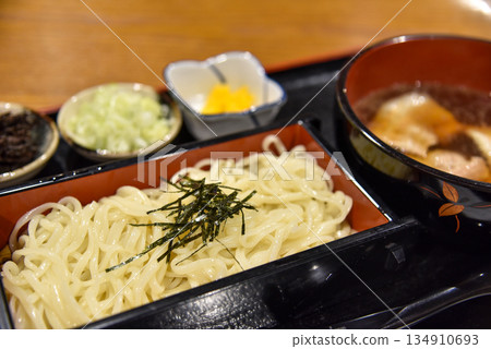Zaru soba Zaru soba 134910693