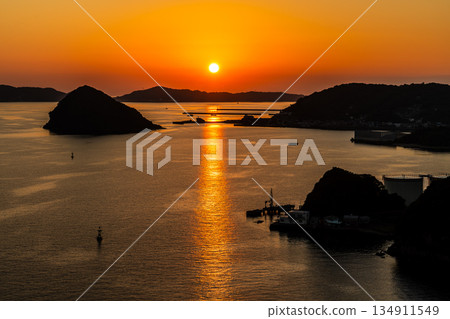 Sunset from Megami Bridge [Nagasaki City] 134911549