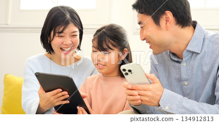家庭平板電腦圖片 134912813