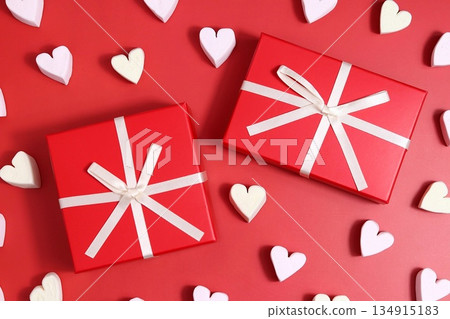 Valentine's Day gift and heart-shaped marshmallows 134915183