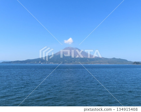 從垂海市可以看到櫻島冒煙 134915408