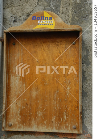 Antiques in the home rural village India Antiques in the home rural village India 134915657