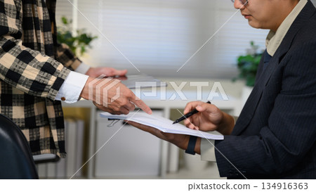 Pitching series photo, Closeup man presenting and pitching business ideas at boardroom. 134916363