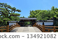 Blue sky and fresh greenery of Wakayama Castle's Otemon Gate and Ichinohashi Bridge 134921082