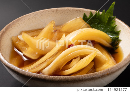 Onions pickled in soy sauce 134921277