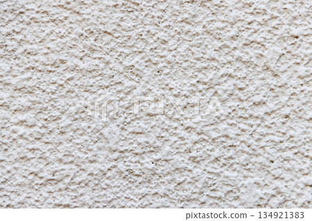 Uneven white lysine sprayed exterior wall texture Uneven white lysine sprayed exterior wall texture 134921383