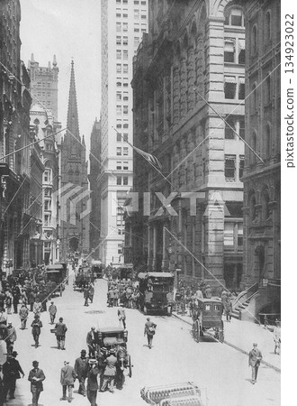 Old photograph, 1916, Trinity Church seen from Wall Street, New York, USA Old photograph, 1916, Trinity Church seen from Wall Street, New York, USA 134923022