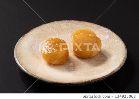 Smoked scallops in oil Smoked scallops in oil 134923068