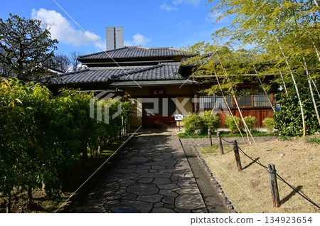 大仙公園的市南和歐白庵(大阪府堺市) 大仙公園的市南和歐白庵(大阪府堺市) 134923654