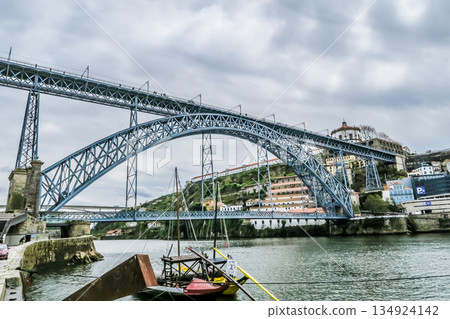 Dom Luis I Bridge over the Douro River, Portugal Dom Luis I Bridge over the Douro River, Portugal 134924142