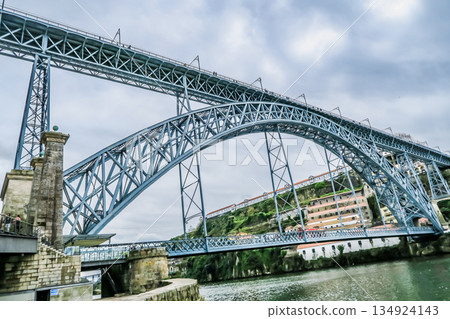 Dom Luis I Bridge over the Douro River, Portugal Dom Luis I Bridge over the Douro River, Portugal 134924143