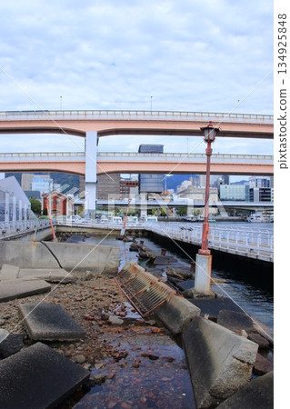 神戶港地震紀念公園（阪神淡路大地震留下的傷痕） 134925848