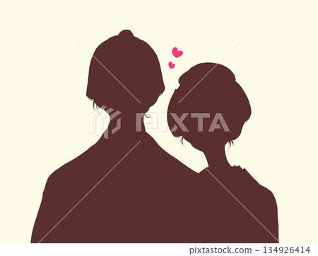 A man and woman wearing kimonos embracing each other, Edo period, love, bust-up, silhouette A man and woman wearing kimonos embracing each other, Edo period, love, bust-up, silhouette 134926414
