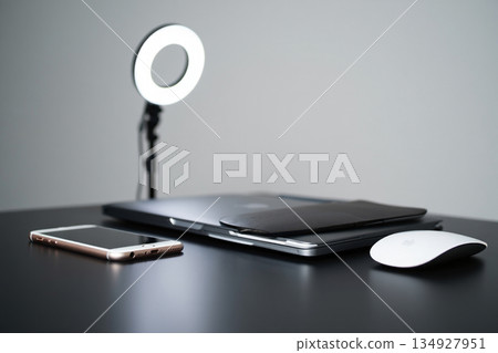 close up of a keyboard 134927951