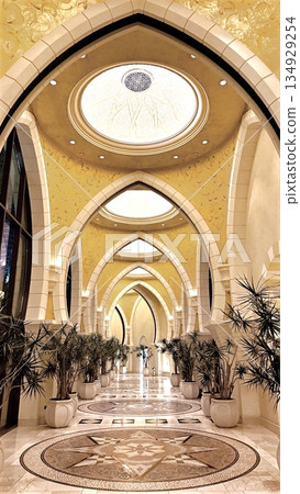 Splendid Passage With Detailed Craftsmanship, Exquisite Foyer Adorned With Decorative Carvings And Shimmering Accents, Sumptuous Hallway Embellished With Artistic Features And Glossy Finishes 134929254