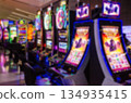 拉斯維加斯哈里里德國際機場賭場模糊圖像 拉斯維加斯哈里里德國際機場賭場模糊圖像 134935415