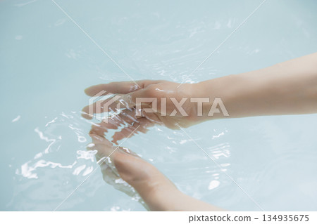 Furo浴缸熱水 134935675