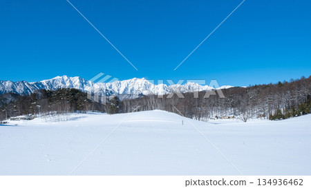 中山高原雪地健行(北阿爾卑斯山景色) 中山高原雪地健行(北阿爾卑斯山景色) 134936462