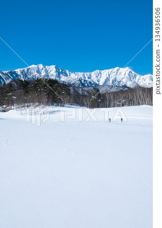 中山高原雪地健行(北阿爾卑斯山景色) 中山高原雪地健行(北阿爾卑斯山景色) 134936506