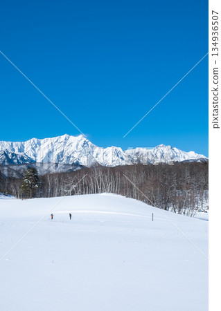 中山高原雪地健行(北阿爾卑斯山景色) 中山高原雪地健行(北阿爾卑斯山景色) 134936507
