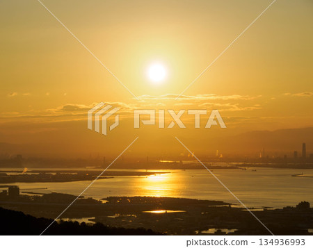 Dawn from the Kobe Uzumoridai Observatory Performance Dawn from the Kobe Uzumoridai Observatory Performance 134936993