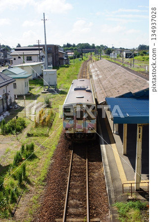 山形鐵道（花長井線）今泉站（鐵路巴士柴油車）沿途風光 134937028