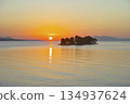 Sunset over Lake Shinji seen from Matsue City 134937624