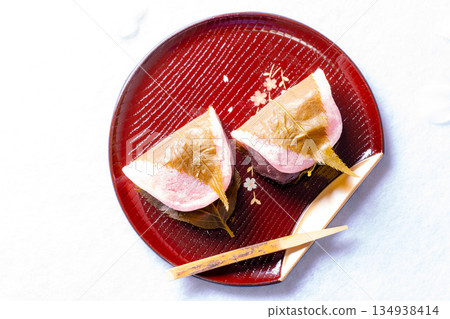 [Spring ingredients] Sakuramochi (cherry blossom rice cakes) and Kanto-style Sakuramochi (cherry blossom rice cakes) [Food ingredients] 134938414