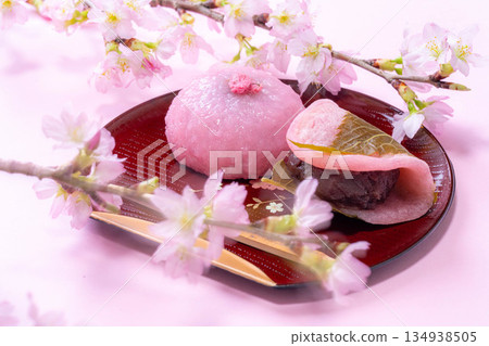 [Spring ingredients] Sakuramochi, Kansai-style Sakuramochi, Kanto-style Sakuramochi [Food ingredients] 134938505